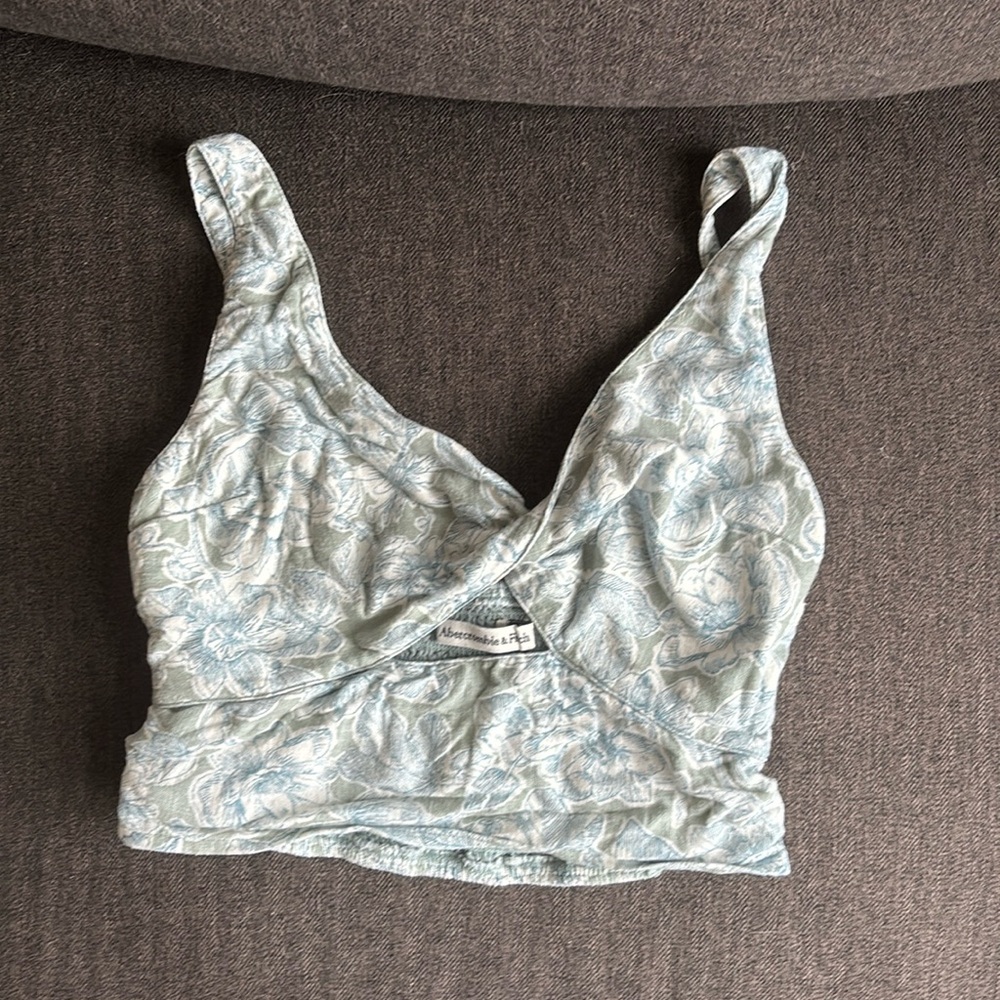 Abercrombie linen top